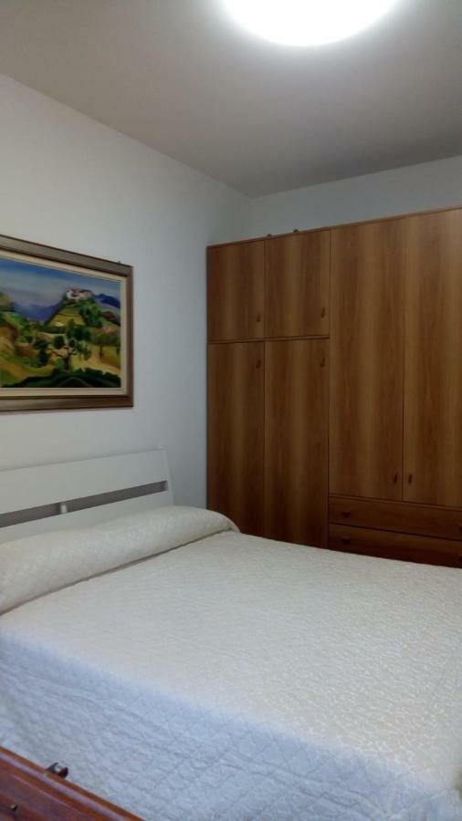 Appartamento Al Mare Lorella ซอตโตมารีนา ภายนอก รูปภาพ