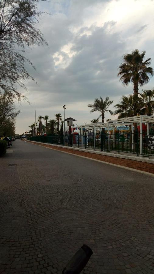 Appartamento Al Mare Lorella ซอตโตมารีนา ภายนอก รูปภาพ